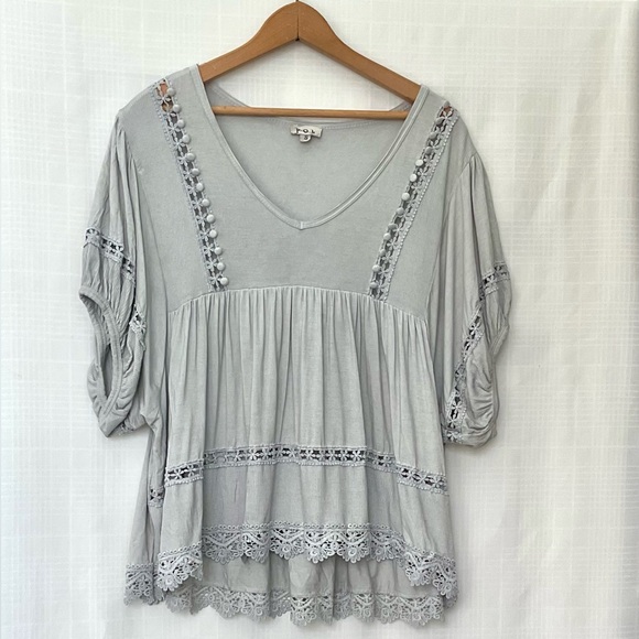 POL Tops - POL Light Gray Lace Accent Blouse